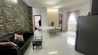 CHUNG CƯ 2PN 2NVS gần 60m2 CÓ BAN CÔNG THANG MÁY HẦM XE NGAY QUẬN 1
