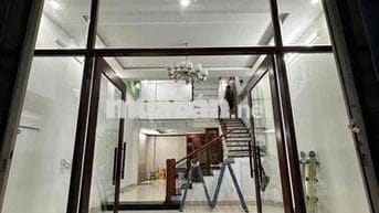 cho thuê nhà 4 tầng 3pn/3wc mặt tiền bàu hạc