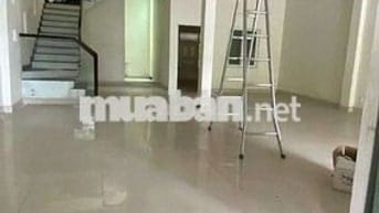 cho thuê nhà Hẻm xe tải kênh 19/5 tân phú DT 8x25m 1trêt,2 lầu, trống.