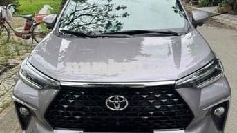 Toyota Veloz Cross Top 2025 - 7.400Km xe hãng bán