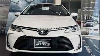 Toyota Corolla Altis 2022 1.8V - 15400Km  xe hãng
