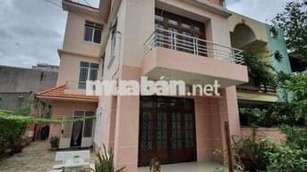 ĐỊNH CƯ NƯỚC NGOÀI CẦN BÁN GẤP LÔ BIỆT THỰ TRUNG TÂM Q 7, GIÁ 80TR/M2