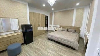CĂN HỘ Q10_RỘNG RÃI_SẠCH SẼ_RỘNG RÃI_MÁT MẺ_CỬA SỔ LỚN_HẺM Ô TÔ