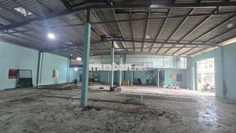 Cho Thuê Kho Xưởng DT 500m2 Đường Xe Tải Lớn.