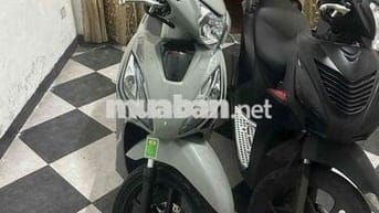 cần bán vision 2023 xám xi măng