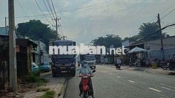 Đất mặt tiền kinh doanh ngay đèn xanh đèn đỏ