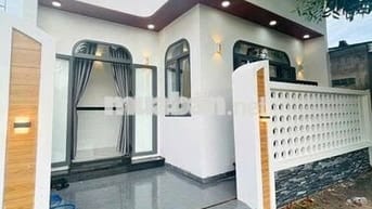 NHÀ MẶT TIỀN SỔ RIÊNG GIÁP KDL BỬU LONG