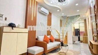 CHO THUÊ NHÀ NHUYÊN CĂN 1PK 2PN 2WC NGAY PHAN XÍCH LONG - HOÀNG SA
