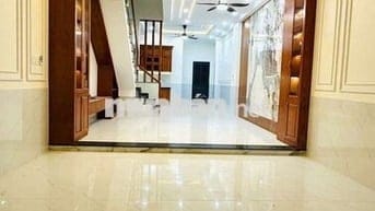 Cho thuê nhà vừa ở vừa làm vp gần ngã tư 550