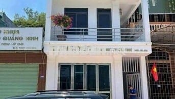 Cho thuê mặt nhà phòng đẹp ngõ 9 Cao Thắng, cách ngã 3 cứu hoả 500m