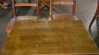 Cần thanh lý nhanh 10bộ bàn ghế da đẹp như mới