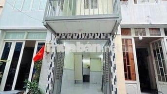 Cho thuê nhà P1 Q5. DT 2m50x8,5 .1 lầu .2 phòng .1 tolet