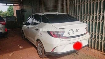 2022 sedan 5MT đủ - 37700 km