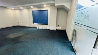 Cho thuê văn phòng 7.5tr - Vị trí đắc địa - sẵn sàng sử dụng - Thủ Đức