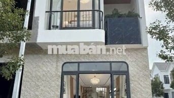 Bán ngộp nhà 1 trệt 1 lầu ngay chợ Bà Tri Tân Hiệp Tân Uyên Bình Dương