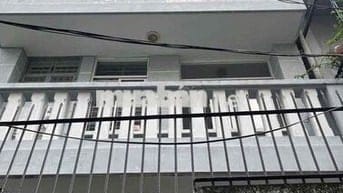 Cho thuê nhà hẻm Duy Tân, Phú Nhuận, 2 lầu 3PN, nhà trống vào ở ngay