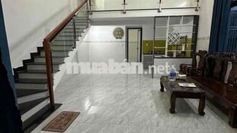 BÁN NHÀ SẠCH ĐẸP GẦN ĐƯỜNG CHÍNH OTO HOÀ KHÁNH MỘT CĂN *** TÌM KO