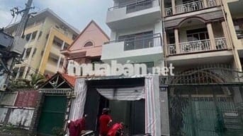 Cho thuê toà nhà đẹp 4,3x20, MT đường Hồ Biểu Chánh, PN
