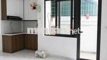 Bán chung cư mini 2PN, 1VS, 50m2, đầy đủ PCCC tại Chùa Láng, Đống Đa
