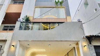 NHÀ ĐẸP 3 LẦU HXH 51/2A THÀNH THÁI, QUẬN 10