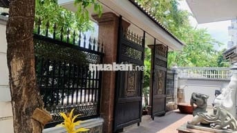 QUẬN 7: BIỆT THỰ  NẰM TOẠ LẠC TẠI KDC VEN SÔNG - SIÊU VIP. Giá 52ty3.