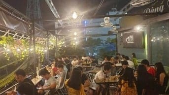 SANG QUÁN COFFEE – ĐƯỜNG SÁCH THỦ ĐỨC, VỊ TRÍ VÀNG KHU LÊ VĂN VIỆT