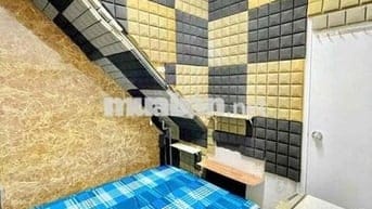PASS PHÒNG Ở TRỆT - TRẦN HƯNG ĐẠO QUẬN 1 - FULL NỘI THẤT - WC RIÊNG