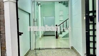 GẦN TRUNG TÂM Y TẾ PHƯỜNG LINH TÂY NHÀ 2 PN 2WC HẺM Ô TÔ LÀM VPCTY +