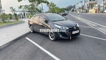 Ông anh muốn đổi xe nên cần bán em Vios