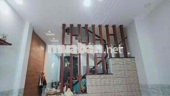 Chú Tư bán gấp nhà Thủ Đức, hẻm rộng ô tô ra vào thoải mái