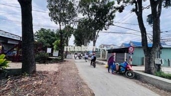 vài nền mặt tiền TRẦN VĂN HIỂN thổ cư đường đang nâng cấp