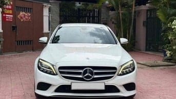 Mercedes Benz C200 FL model 2020