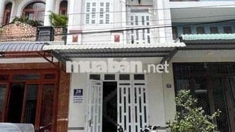 Nhà lầu 4 phòng - 3 máy lạnh KDC ĐH Y Dược
