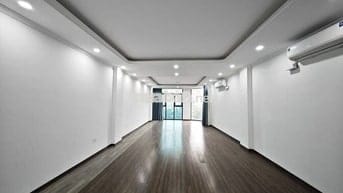 Cho thuê nhà nguyên căn Nguyễn Xiển view hồ 60m2 - 8 tầng chỉ 47tr