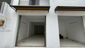 Nhà rẻ Âu Cơ Tân Bình 8M x 20M 165m2 - chỉ 78 triệu/m2 