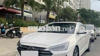 Hyundai Elantra 2020 2.0 AT - 49000 km