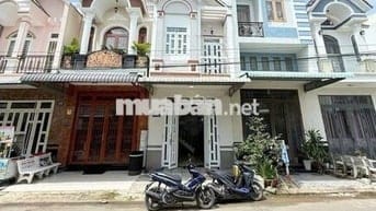 Nhà mới 4pn 3 máy lạnh KDC Đại Học Y Dược