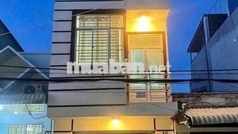 Nhà trệt 2 lầu 3PN đường Nguyễn Văn Trỗi chỉ 10 triệu