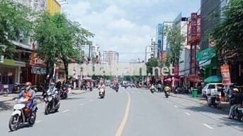 Nhà cho thuê NC. Mặt tiền đường Nguyễn Gia Trí (D2ậ) cũl, quận BT.