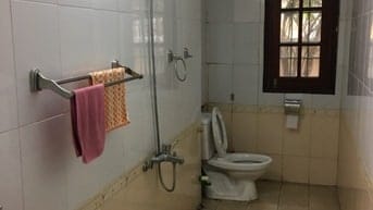Cho thuê nhà Ngõ 4 phố Đặng Văn Ngữ, Đống Đa,Hà Nội 160m2/4.5 tầng 