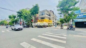 CHO THUÊ GÓC 2 MẶT TIỀN VỊ TRÍ KINH DOANH GẦN NGAY LOTTE MART Q7