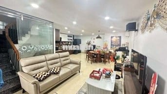 Mặt Tiền K.Doanh Đ.Số 6 L. Tây Nhà 5 Tầng T.Máy DT111m 5PN Hoàn Công