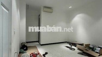 MT Đường khu Cityland 5 x 18 nhà 4 tầng trống suốt KD đa ngành  35Tr