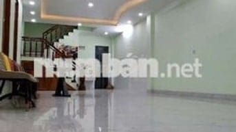 Cho thuê nhà 1 Trệt 3 Lầu gần quốc lộ 1K và Làng Đại học Dĩ An