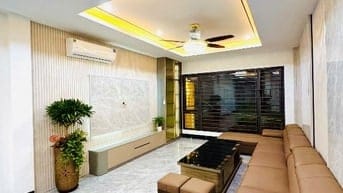 Bán nhà 60m2 x 7 tầng Phố Trạm, Long Biên, ngõ ô tô kinh doanh tốt