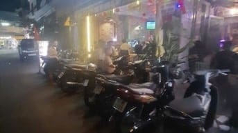 Cc cần sang quán Coffee & Trà Sữa góc 2MT gần Chợ khu dân cư đông đúc 