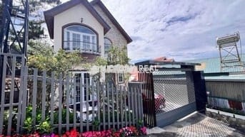 Bán Biệt Thự Đường Nam Hồ 200m2 - Giá chỉ 11,5 tỷ