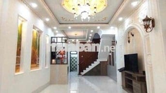 Nhà Trệt Lầu 2pn 2 máy lạnh Rạch Ông Dựa