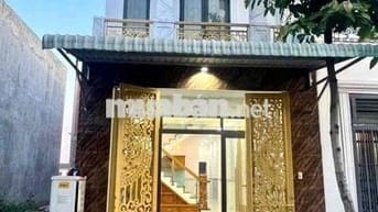 nhà đường Tân Hiệp 17 ,Tân Uyên , 3phong ngủ, đường 7m đậu ô tô ok