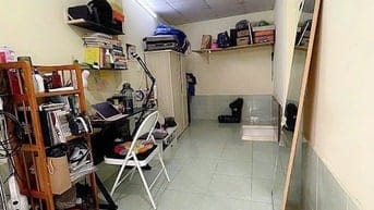 Nhà nhỏ cần bán hẻm trần văn quang 15,6m Gía 1 tỷ 700 triệu